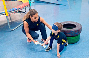 Superação, determinação, inclusão: na Educação Física, alunos participam de atividades paralímpicas