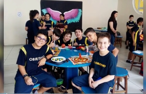 Oficina de Inglês: alunos do 6.º ano participaram de atividade sobre alimentação - 2019